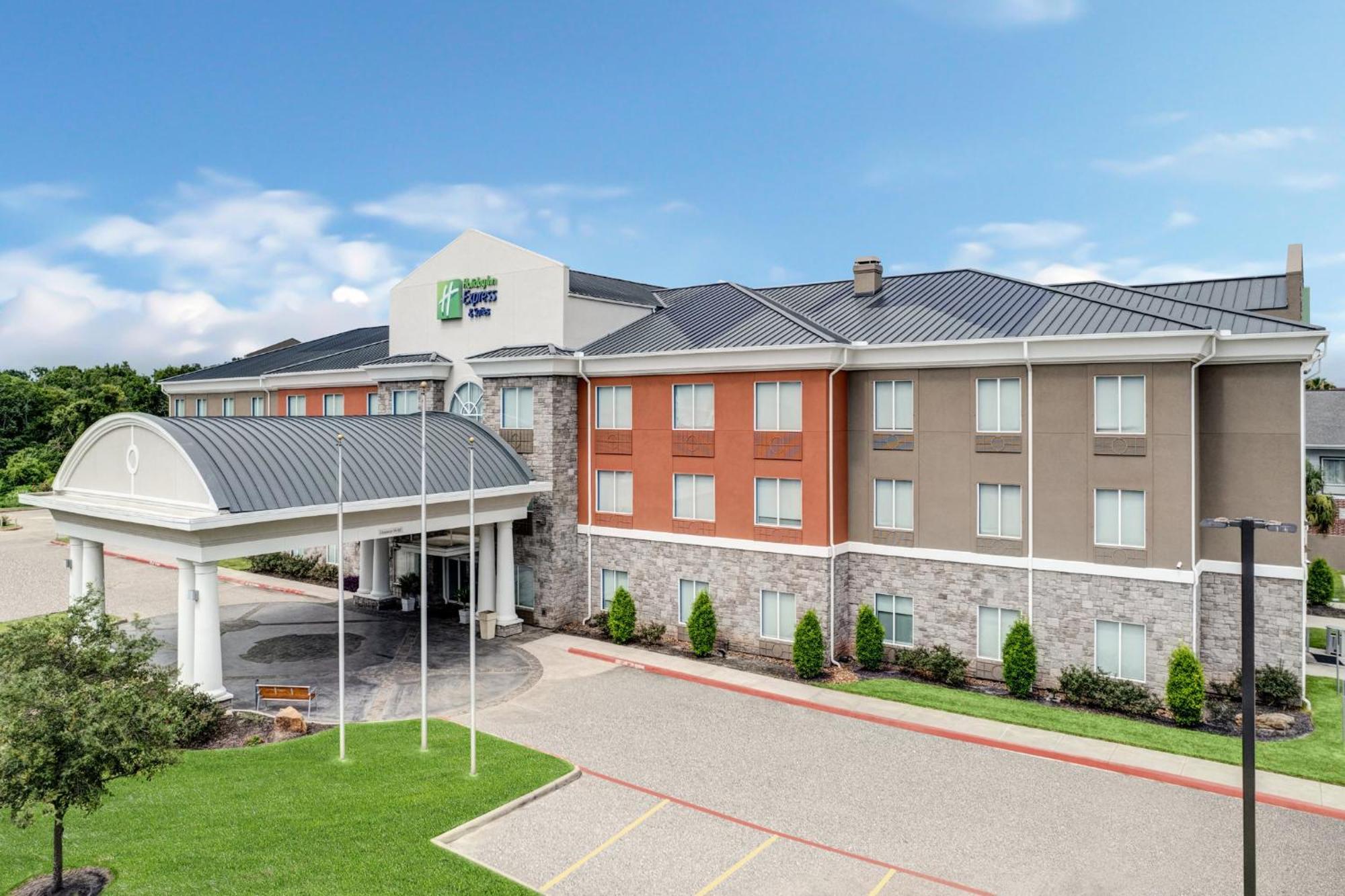 Holiday Inn Express Hotel & Suites Clute-Lake Jackson By Ihg Bagian luar foto