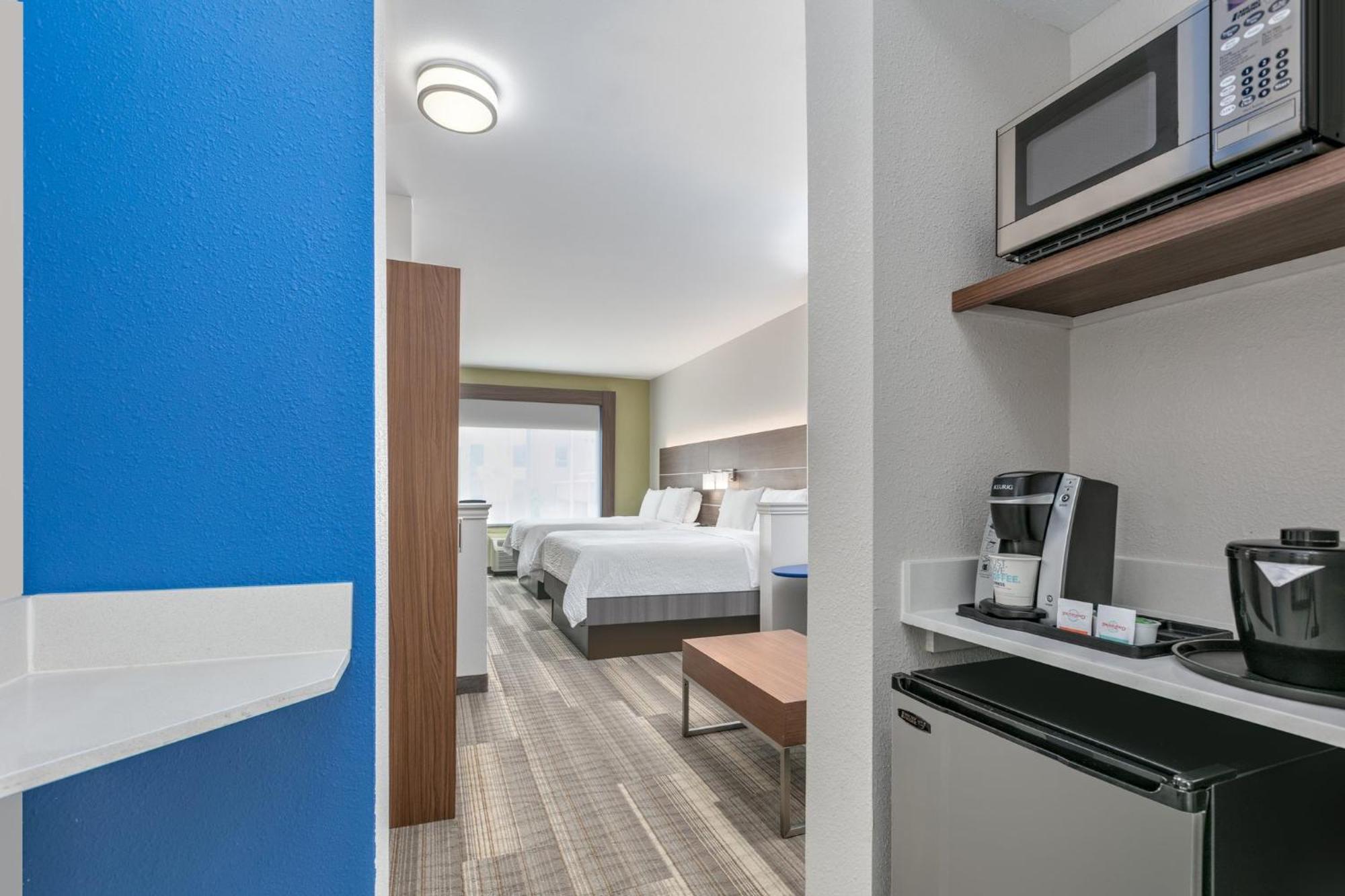Holiday Inn Express Hotel & Suites Clute-Lake Jackson By Ihg Bagian luar foto