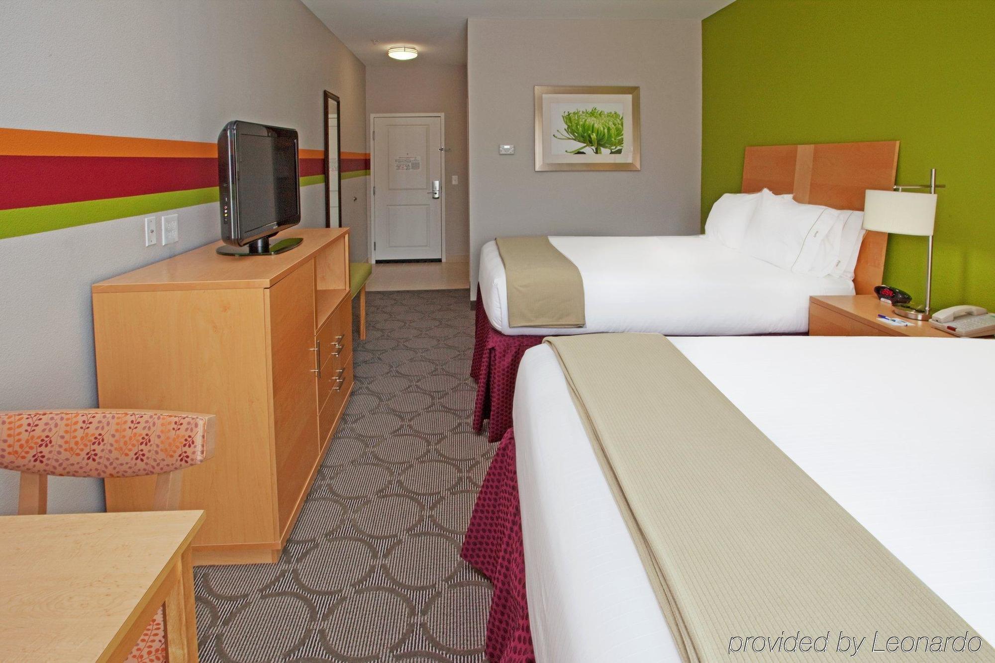 Holiday Inn Express Hotel & Suites Clute-Lake Jackson By Ihg Ruang foto