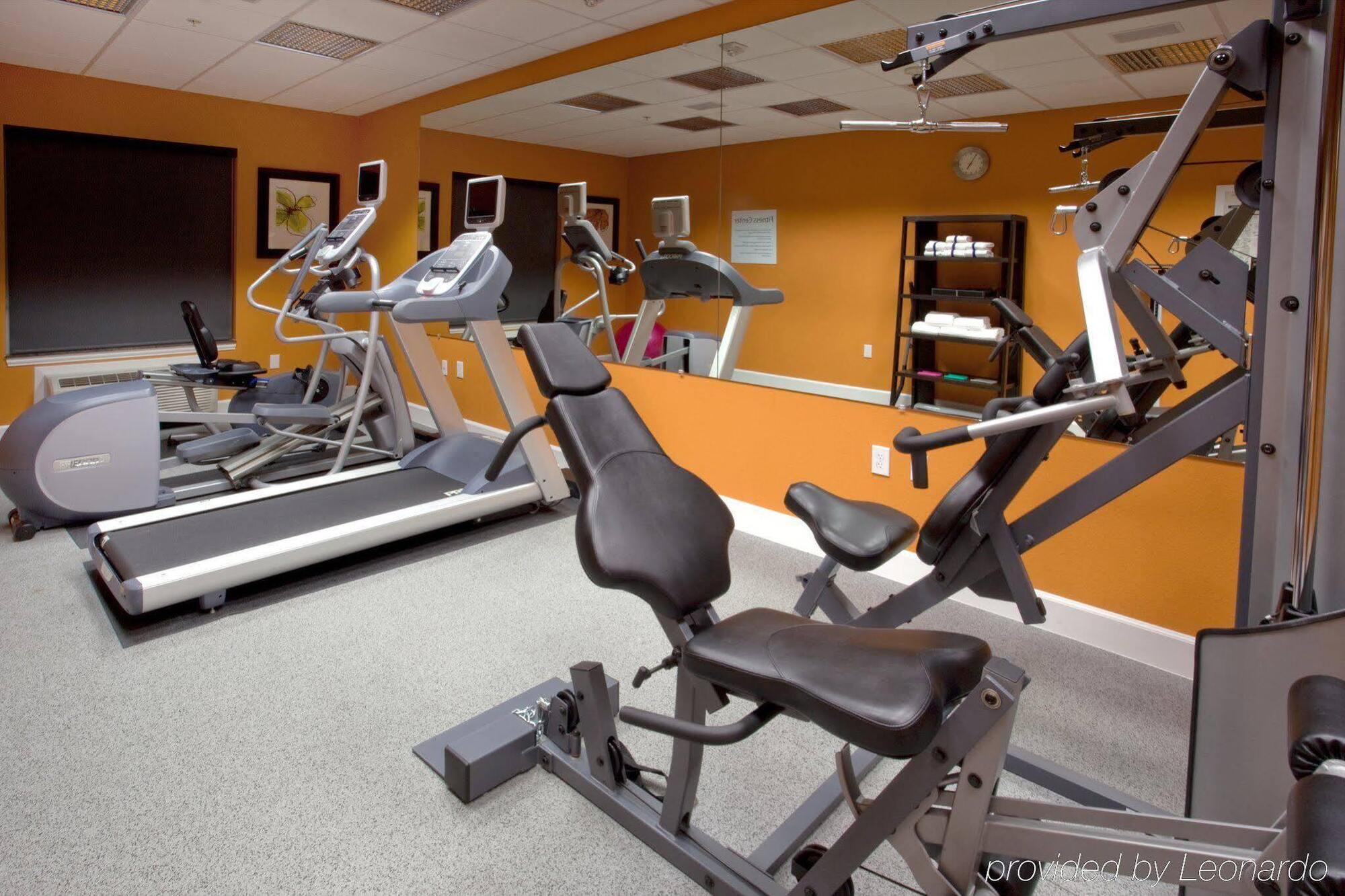 Holiday Inn Express Hotel & Suites Clute-Lake Jackson By Ihg Bagian luar foto
